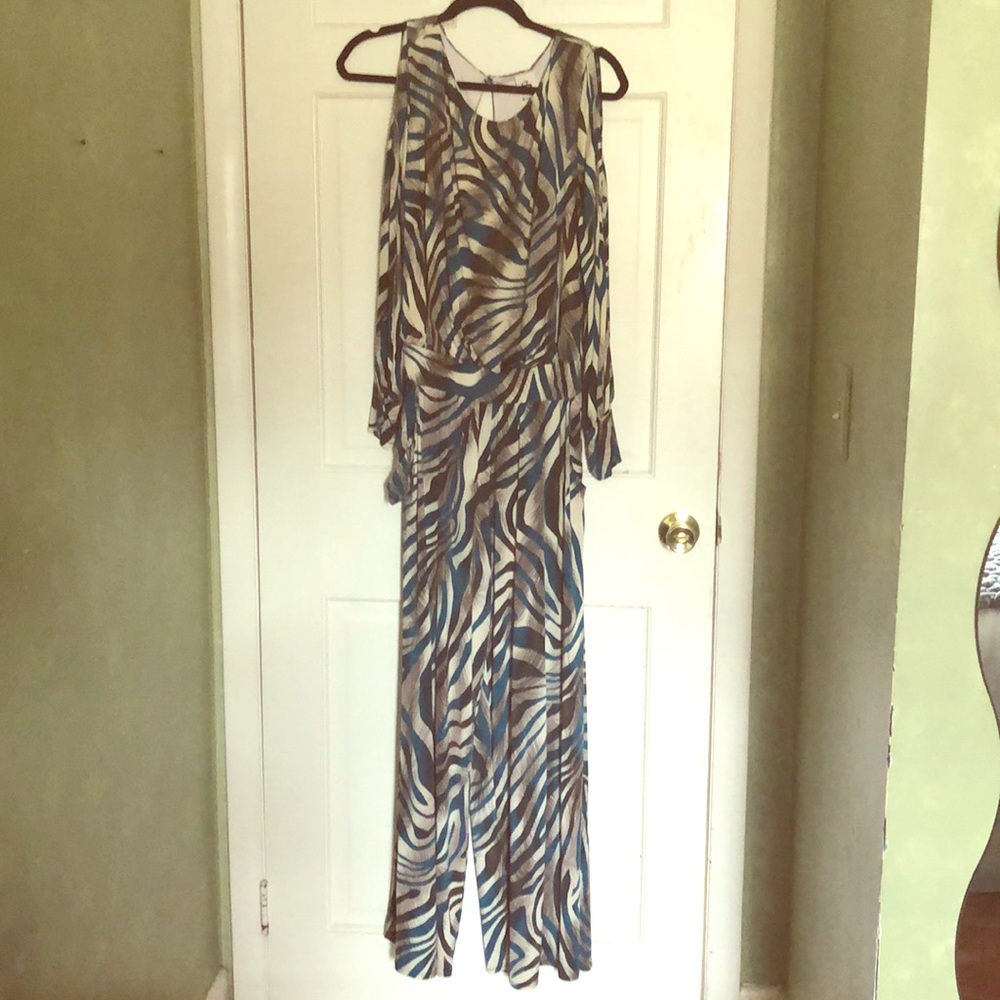 Womens jumpsuit size m multicolored